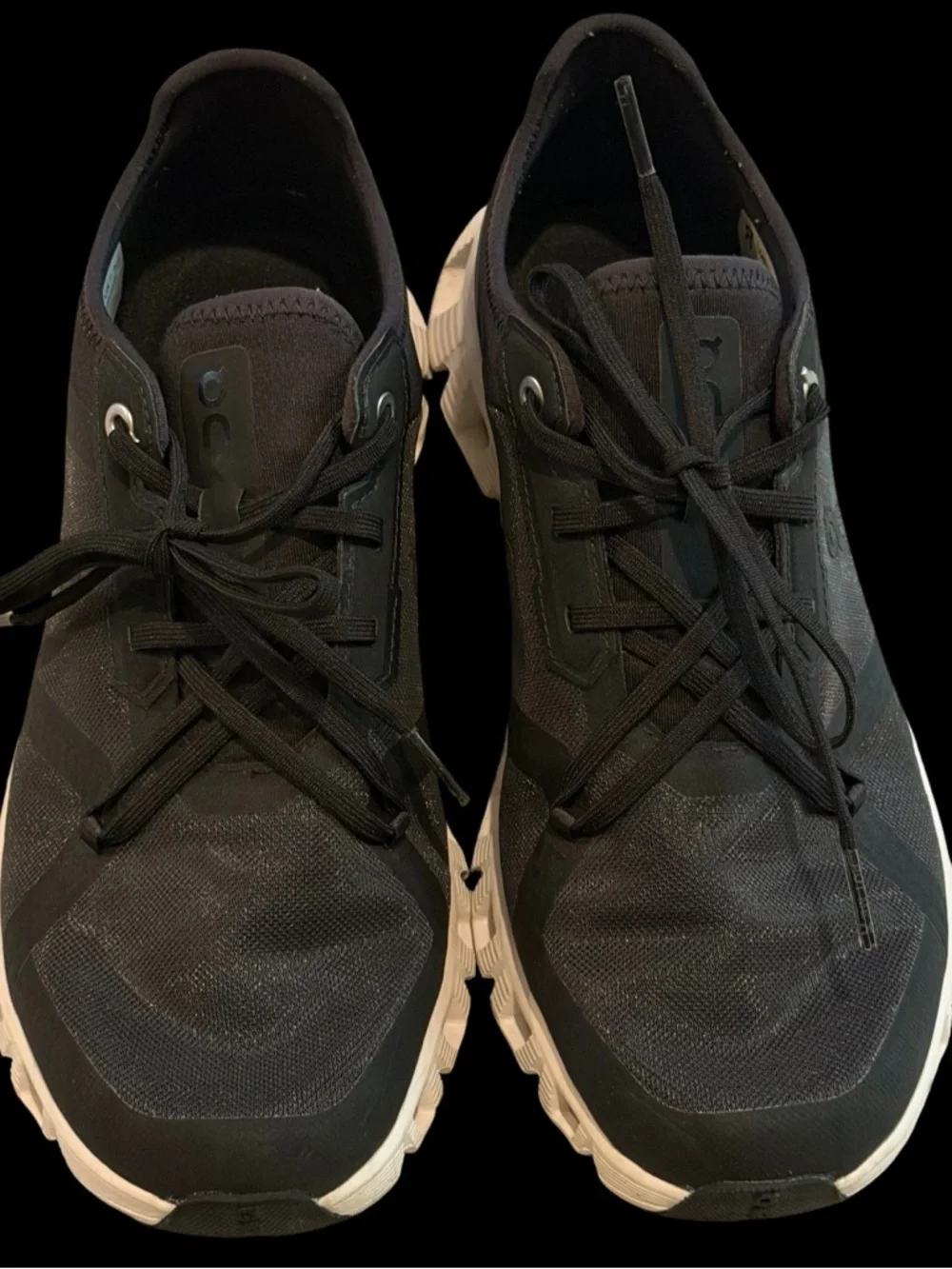 On Running comfortable black